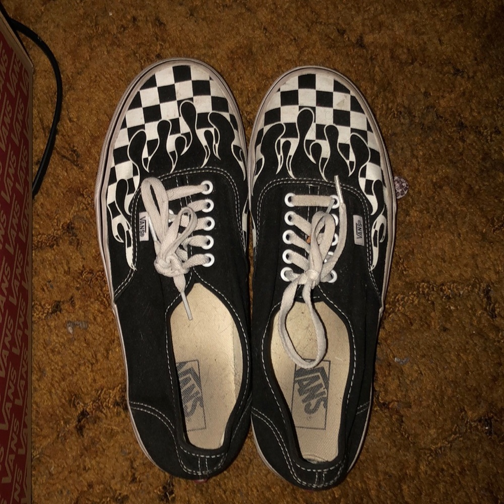 Vans checkered low top